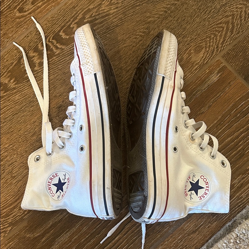 Women’s converse